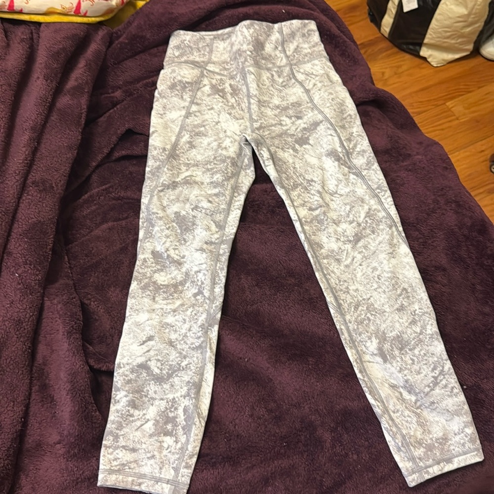 Lululemon Time to Sweat Cropped Leggings